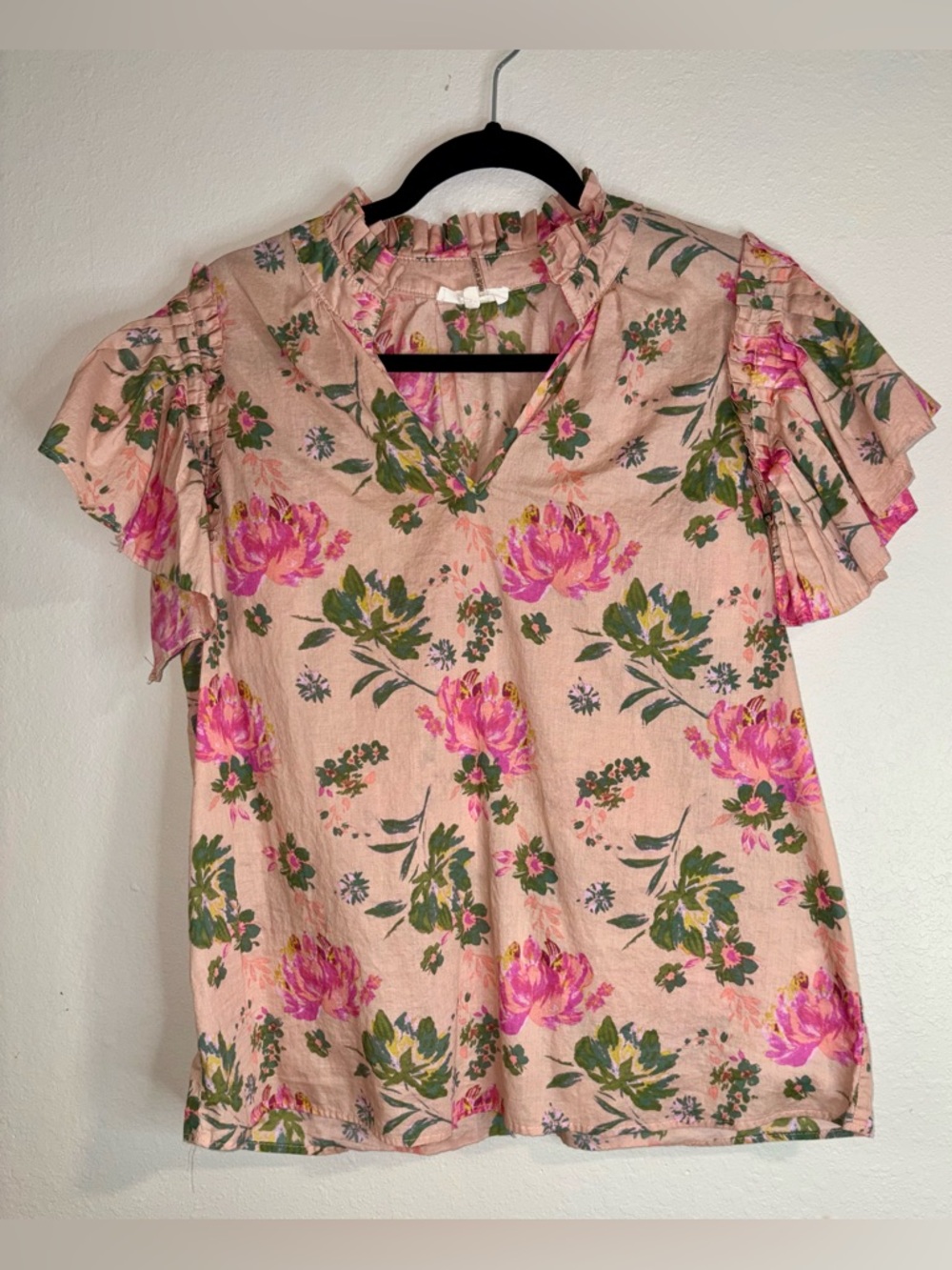 entro Pink Floral Ruffle Sleeve V-Neck Blouse